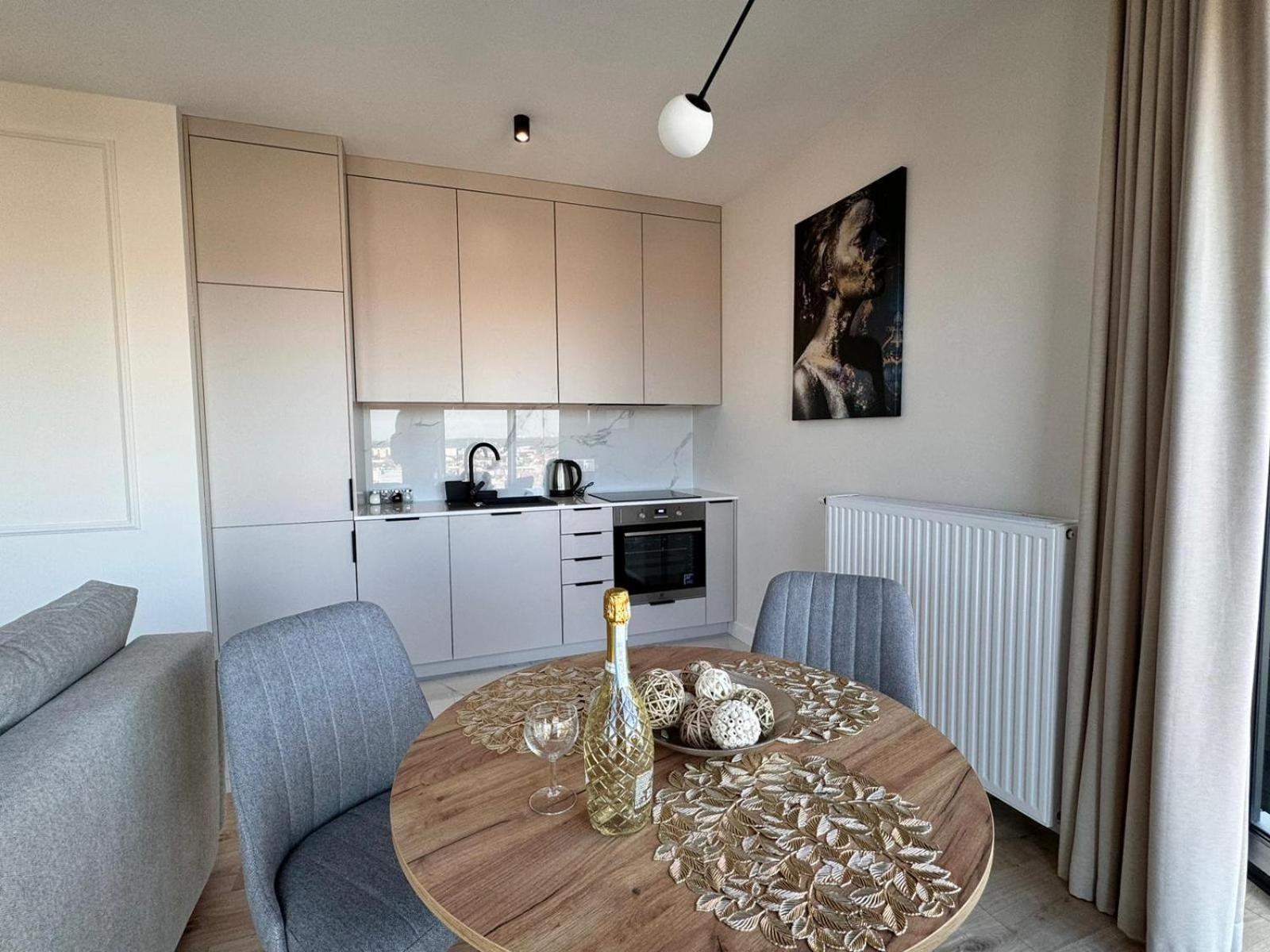 Polonia Art Apartments In The City Center Katovice Exteriér fotografie